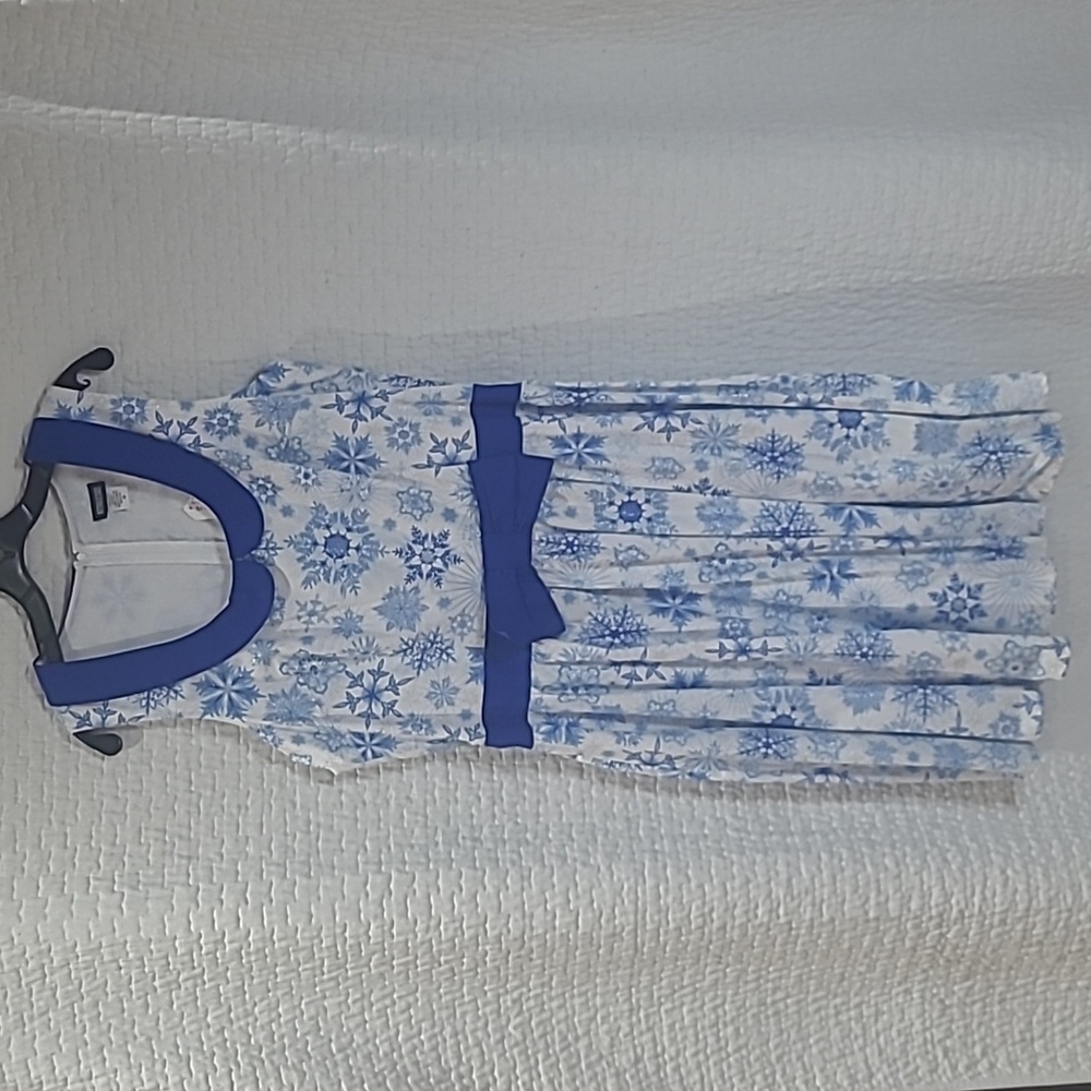 Retrolicious Snowflake Dress